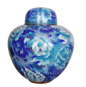 Urna/Vaso Tradizionale Floreale Blu in Cloisonné per Adulti per Cremazione (Cloisonné N. P145) - Product Image 1