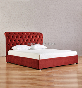 Luxe rood kleur fluwelen stof bed met hoge hoofdeinde - Product Image 4