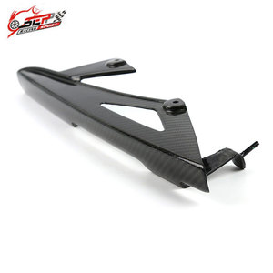 100% Fibra de Carbono Pre-preg para Kawasaki <span class=keywords><strong>Z1000</strong></span> Cadena Guardia Escudo Protector de <span class=keywords><strong>la</strong></span> Cubierta - Product Image 4