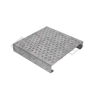 Degraus de Escada Metálicos para Exterior/ Degraus de Escada Perfurados Galvanizados - Product Image 1