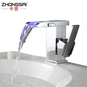 Deck mounted Chrome Brass Waterfall Single handle LED Basin Faucet for Lavatory
