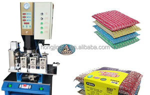 Machine de soudage <span class=keywords><strong>plastique</strong></span> ultrasonique automatique pour la découpe et la soudure d'éponge - Product Image 3