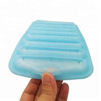 Personnalisé 8 Pièces Silicone Bouteille D'eau Glaçon Bâtons Plateau Cylindre