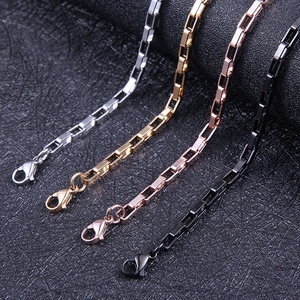 Collar <span class=keywords><strong>de</strong></span> acero inoxidable cuboide rectangular grande, joyería barata a granel - Product Image 1