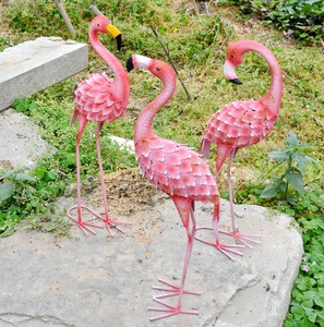 Adornos de metal para jardín, decoración de estatua de césped, flamenco rosa - Product Image 2