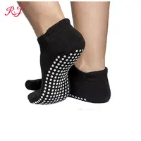 China Custom Crew Grip Socks Pilates Manufacturers Suppliers Factory -  Wholesale Service