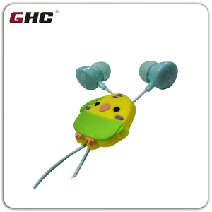 Sedex Audited Factory <strong>Cute</strong> Pikachu Cartoon <strong>Earbuds</strong> Animal Shape Earphones with <strong>Retractable</strong> Wire