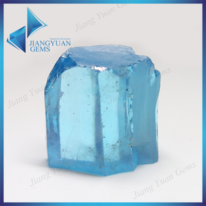 Topaze bleue brute en matériau CZ créé en laboratoire - Product Image 2