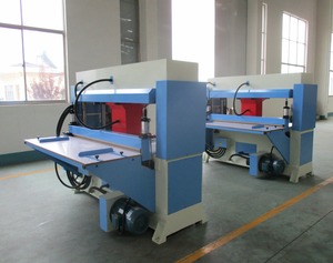 การให้อาหารอัตโนมัติด้วยลูกกลิ้ง PL C เครื่องตัดตายหนังหัวเดินทาง - Product Image 5