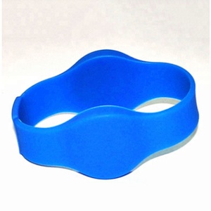 Braccialetti RFID in Silicone di Alta Qualità a Doppia Frequenza 125KHz/13.56MHz con Chip per <span class=keywords><strong>Cronometraggio</strong></span> Gare - Product Image 4