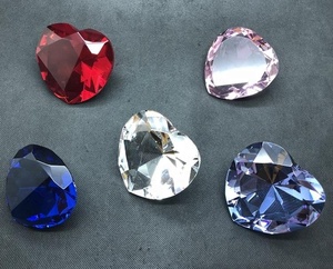 Lujo brillante color rosa corazón forma <span class=keywords><strong>de</strong></span> diamante pisapapeles <span class=keywords><strong>de</strong></span> cristal regalos <span class=keywords><strong>de</strong></span> boda para el <span class=keywords><strong>grabado</strong></span> - Product Image 3