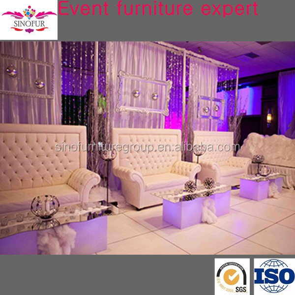 Классические модели белое свадебное диван