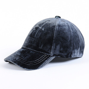 Cappello da Baseball in velluto bianco personalizzato a 6 pannelli 2021 realizzato in Cina - Product Image 3