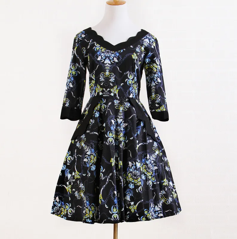 Neueste New Design Damen Langarm Kleid Formale Marineblau Blumen Kleider Für Brautjungfer