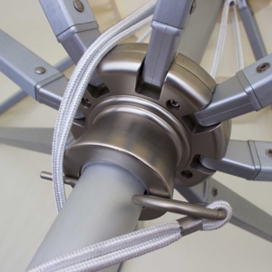 Ombrellone da Esterno di Alta Qualità per Ristoranti e Caffetterie, a Due Piani, Antivento, Tipo Torre, con Telaio in Alluminio - Product Image 3