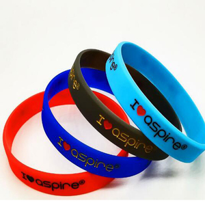 In Rilievo su ordinazione a buon mercato promozionale braccialetto in silicone - Product Image 1