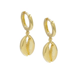 Pendientes de concha de cauri de oro de 14K para mujer, joyería de plata de Gemnel, nuevo diseño - Product Image 1