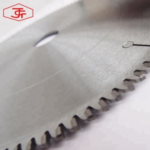 Lames de <span class=keywords><strong>scie</strong></span> TCT multi-outils 300mm 12 pouces 120T <span class=keywords><strong>pour</strong></span> <span class=keywords><strong>disque</strong></span> de lame de coupe en acier aluminium bois plastique - Product Image 4