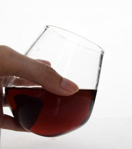 In <strong>fact</strong>, lead-free red wine glasses in bars or at home - Product Image 5