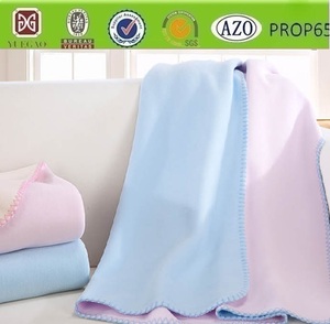 Manta/sabana/alfombra de bebé polar con doble solid color rosa y azul - Product Image 1