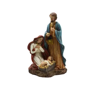 Estatua de resina de la Familia Católica figuras pintadas religiosas adornos retro decoraciones creativas para el hogar historias bíblicas