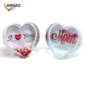 Chine gros acrylique OEM personnalisé nouveauté cadeaux photo insérer cadre photo drôle acrylique coeur forme neige eau globe - Product Image 4