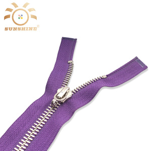 Personnalisé argent dents <span class=keywords><strong>en</strong></span> métal <span class=keywords><strong>fermeture</strong></span> <span class=keywords><strong>éclair</strong></span> rouleaux - Product Image 2