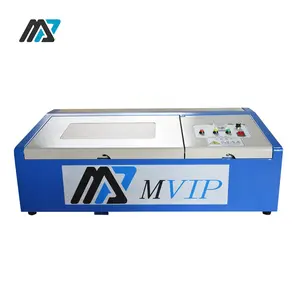 40 w 60 w a3 a4 kleine omvang mini fiber laser snijmachine 3050