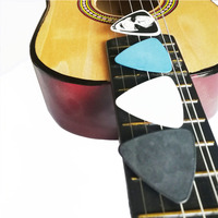 Plectres de guitare en acétal Delrin antidérapants de qualité supérieure, forme triangulaire, 31x31mm, couleurs personnalisées, épaisseur 1,0mm