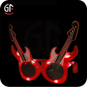 Diseño más caliente de la Guitarra En Forma de Led Intermitente Resplandor En Oscuro gafas de Sol - Product Image 1