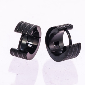 Fashion <strong>Hoop</strong> Plated <strong>Silver</strong> Gold Black Stainless Steel Matte Finish <strong>Huggie</strong> Earrings Cheap China Jewelry EKE130 - Product Image 2