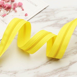 Licitación amarillo de nylon invisible cremallera ropa cremallera funda - Product Image 1