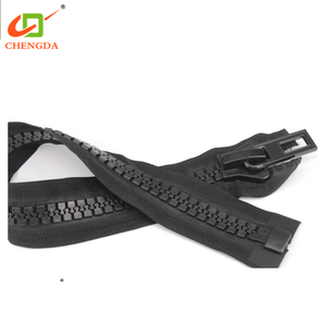 CHENGDA Chinese Factory Customized Pantone 5# Plastic Derlin Resin <strong>Giant</strong> Teeth <strong>Zipper</strong> for Sofa - Product Image 4