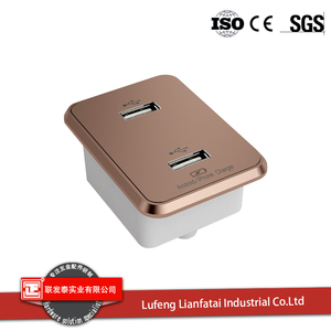 Doppia interfaccia USB accessori per mobili al caricatore intelligente - Product Image 2