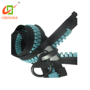 Xfchengda — 20 #, dents géantes en plastique avec <span class=keywords><strong>fermeture</strong></span> éclair, vente en gros - Product Image 4