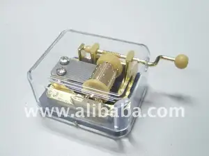 Plastic Handcrank Music Box, "Yunsheng" brand