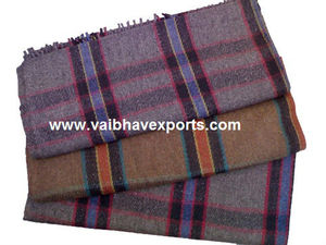 Listo Stock Tejido Sólido Rayas Lana Poliéster Relieve Mantas 150X200 CM Four Seasons Diseño floral Tarifas de fábrica baratas a granel - Product Image 3