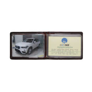 Housse de permis de conduire en cuir avec logo personnalisé et fentes pour cartes d'identité - Product Image 3