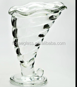 แก้วทรงเปลือกหอย <span class=keywords><strong>HR</strong></span> Glassware รุ่นแฟนซี โมเดิร์น สำหรับใส่ไอศกรีม มิลค์เชค ขนาด 350 มล. เหมาะสำหรับงานปาร์ตี้ งานแต่งงาน ร้านอาหาร - Product Image 1