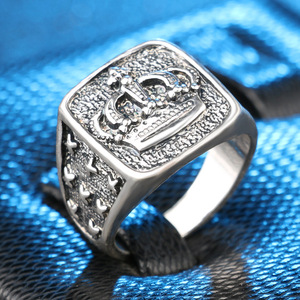 Anillo <span class=keywords><strong>de</strong></span> Sello con Corona <span class=keywords><strong>de</strong></span> Rey y Reina, Nuevo, <span class=keywords><strong>para</strong></span> Hombre y Mujer, Color Plata Vintage, Tallado con Estrellas, Joyería Punk <span class=keywords><strong>para</strong></span> Fiestas, <span class=keywords><strong>Regalos</strong></span> - Product Image 4