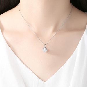 LUOTEEMI bella classica moda <span class=keywords><strong>argento</strong></span> colore chiaro Cubic Zirconia piccola <span class=keywords><strong>collana</strong></span> con ciondolo a sfera per le donne - Product Image 3