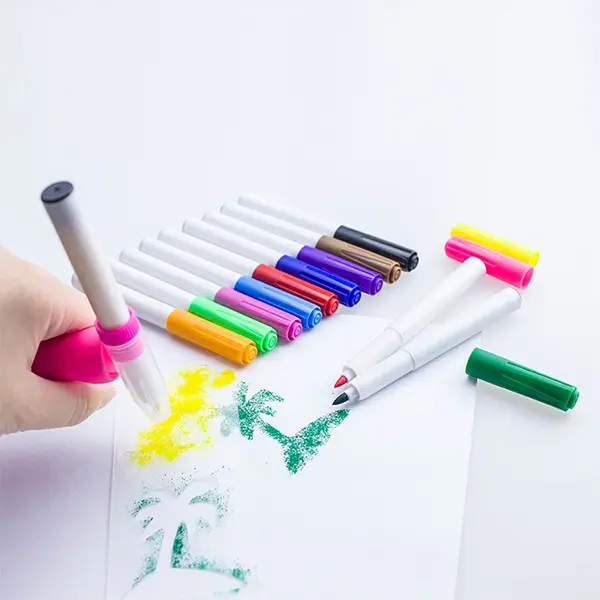 High Quality Kids Gift 12 Colors Water Color Ink with Spray DIY Drawing Machine Magic Blow Pen