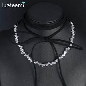 LUOTEEMI الأزياء AAA زركون قلادة قلادة رقيقة غير النظامية مجموعة المختنق روز الذهب اللون النساء كولير Colar - Product Image 1