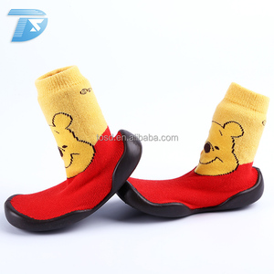 Cálido hogar de invierno calcetín tipo de zapatillas para niños calcetín superior zapatos de la casa - Product Image 1