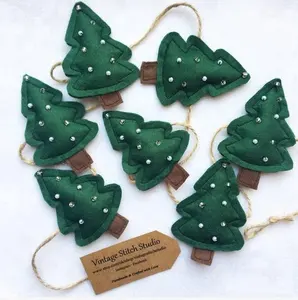 Decorazioni natalizie prodotte in fabbrica di dimensioni personalizzate 10cm ornamenti in feltro di lana per pareti di alberi stampate con forme personalizzate quadrate rotonde