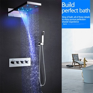 Nuovo Design di Lusso <span class=keywords><strong>Multifunzione</strong></span> Soffitto Ha Condotto Set <span class=keywords><strong>Doccia</strong></span> A Cascata Pioggia <span class=keywords><strong>Soffione</strong></span> <span class=keywords><strong>doccia</strong></span> con Miscelatore Termostatico Valvola E <span class=keywords><strong>Doccia</strong></span> A Mano - Product Image 1