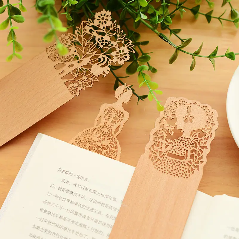 विंटेज लड़की फूल डिजाइन स्लिम लकड़ी बुकमार्क रचनात्मक खोखले नक्काशीदार किताबें पढ़ने मार्क स्टेशनरी उपहार की आपूर्ति