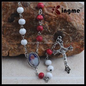 Chapelet vintage en perles de bois parfumées, pour chapelet de 108 perles, collier catholique avec popes, perles de bois parfumées - Product Image 3