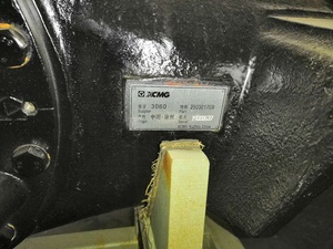 Bộ phận tải trục trước cho zl50 lw500 250301709 bộ phận máy móc xây dựng - Product Image 3