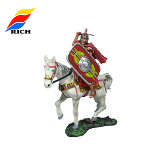 Figurine décorative de soldat en métal à collectionner avec cheval - Product Image 1